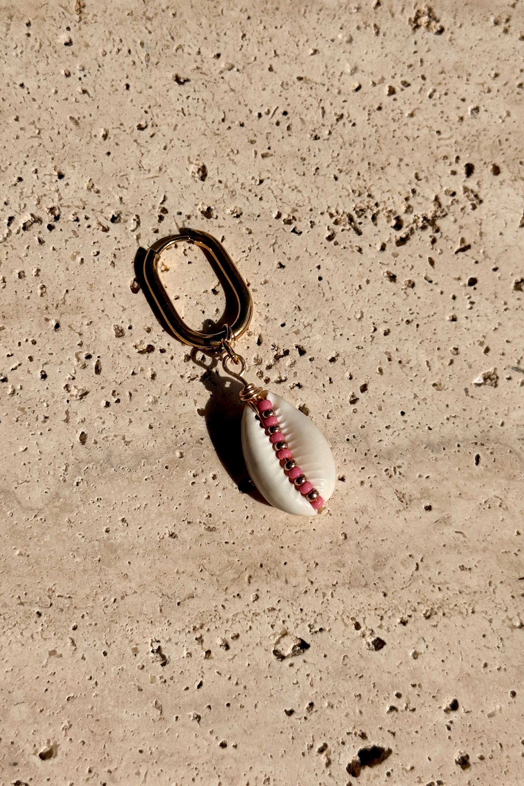 Boucle d'oreille Cauri