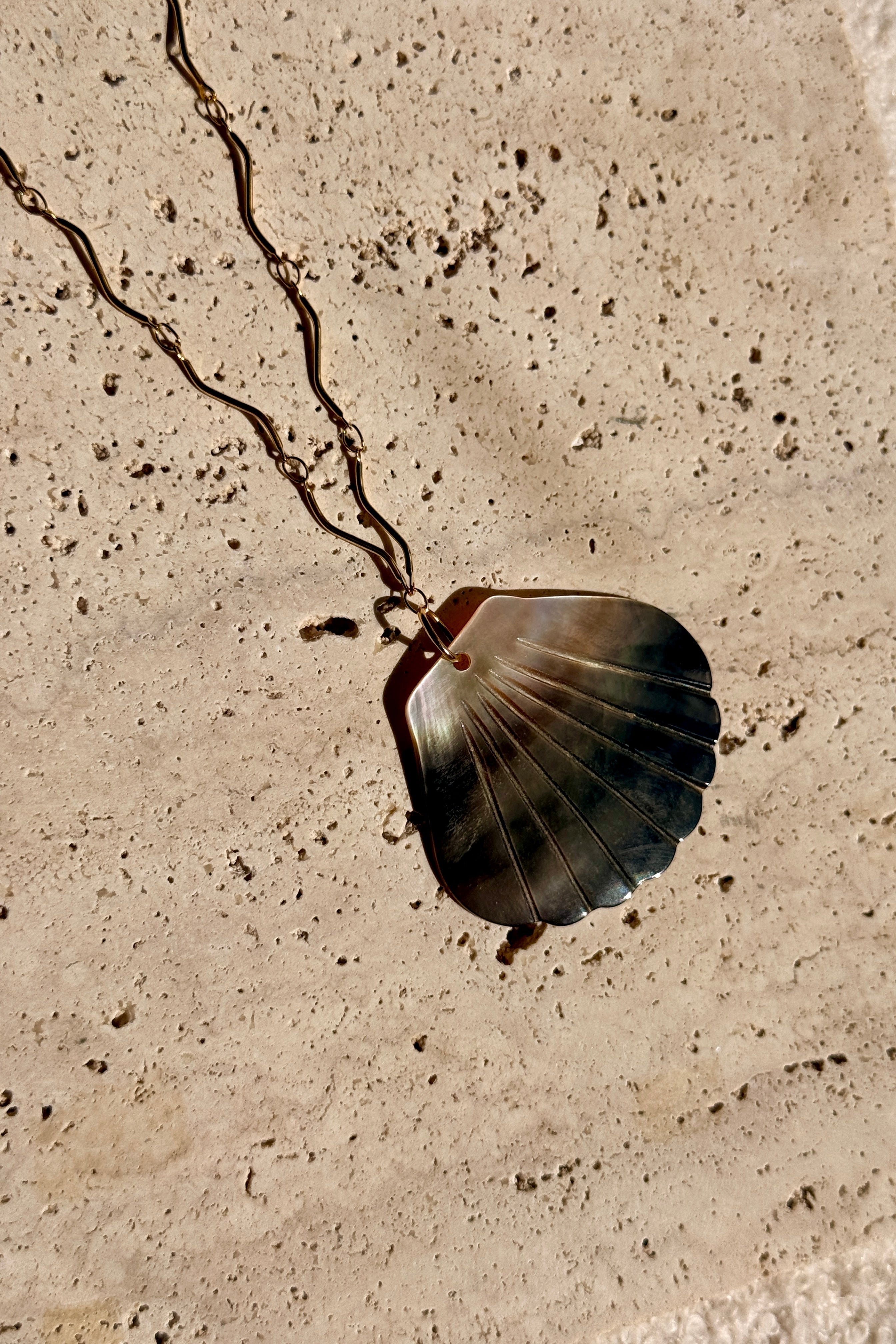 Collier Big shell