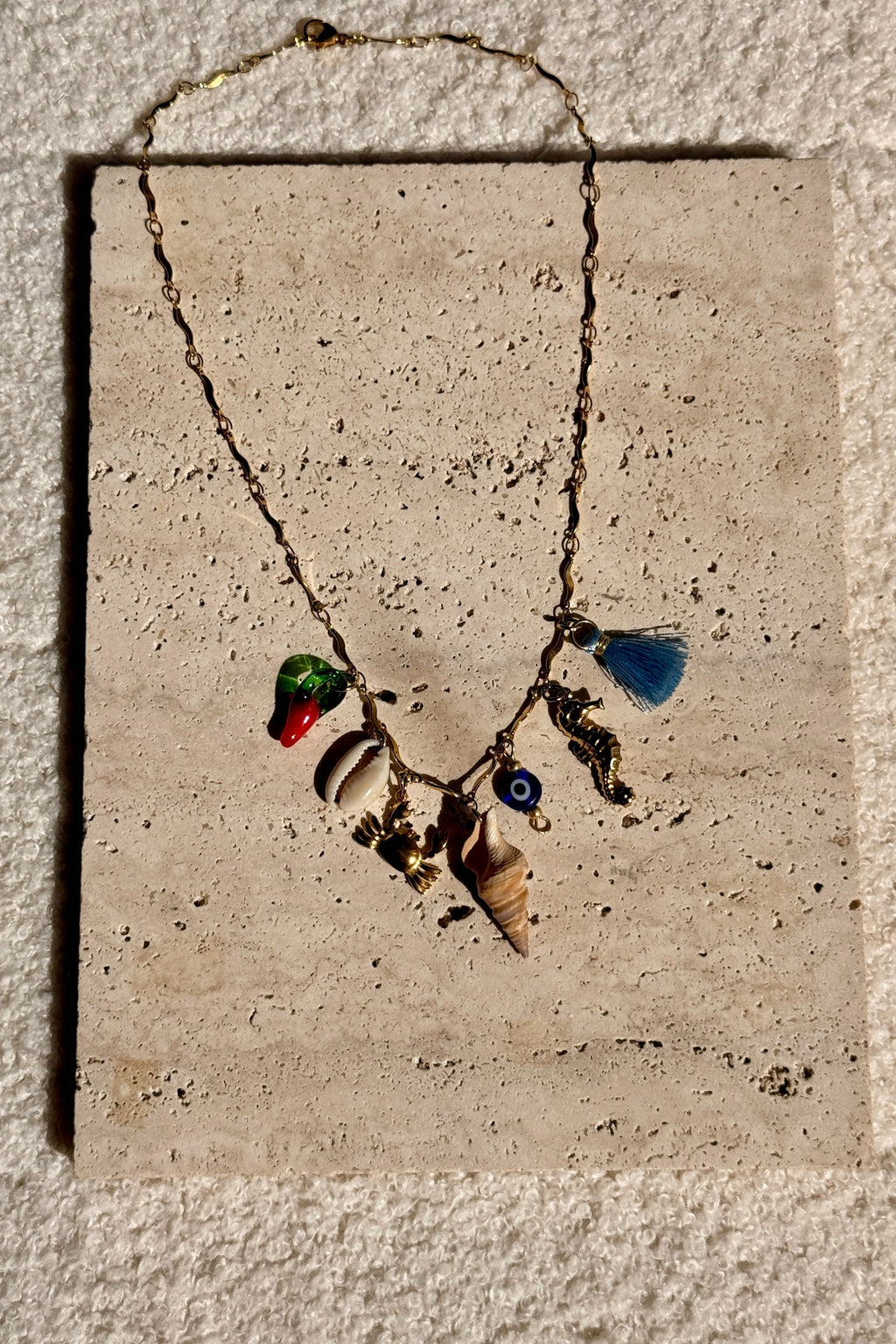 Collier Charms