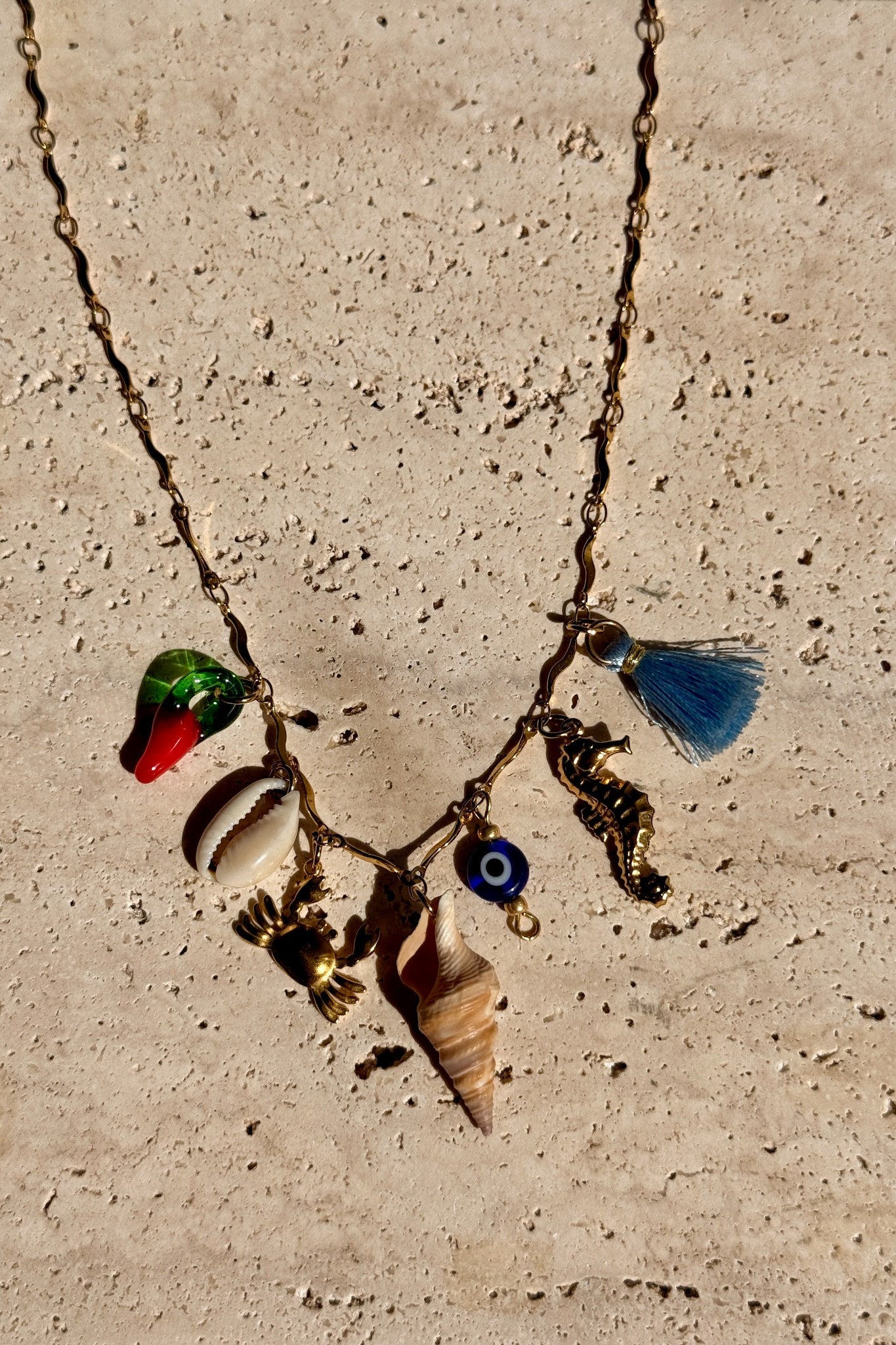 Collier Charms